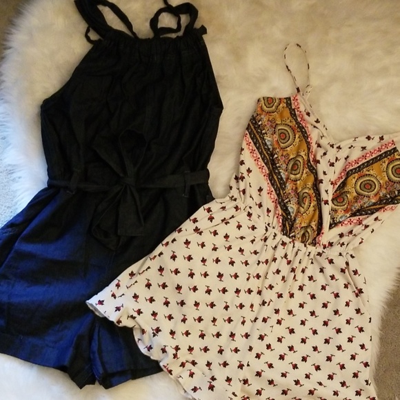 2 BUNDLE ROMPERS - Picture 1 of 5